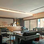 Hotel Stripes Kuala Lumpur, Autograph Collection