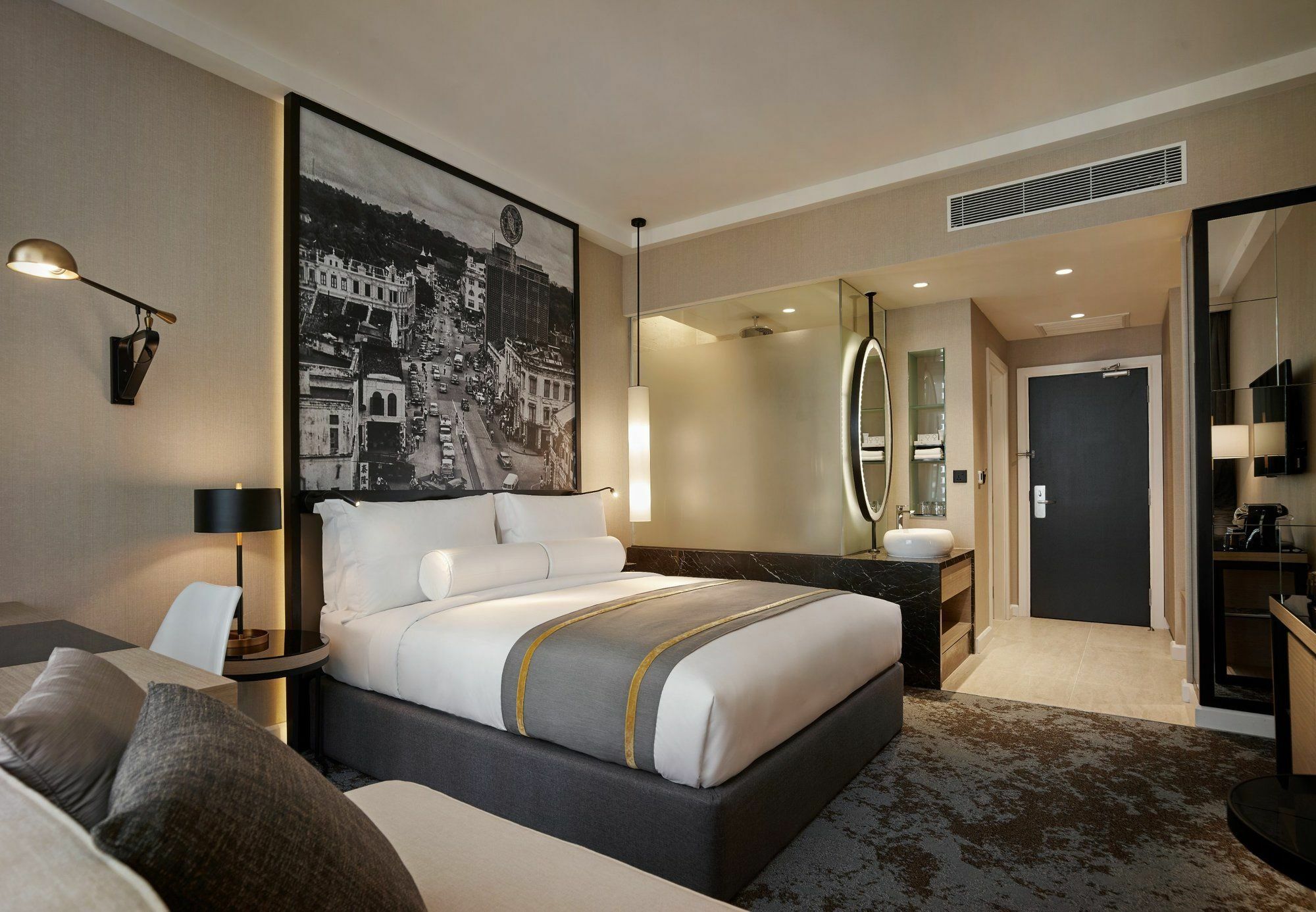 Hotel Stripes Kuala Lumpur, Autograph Collection 5*